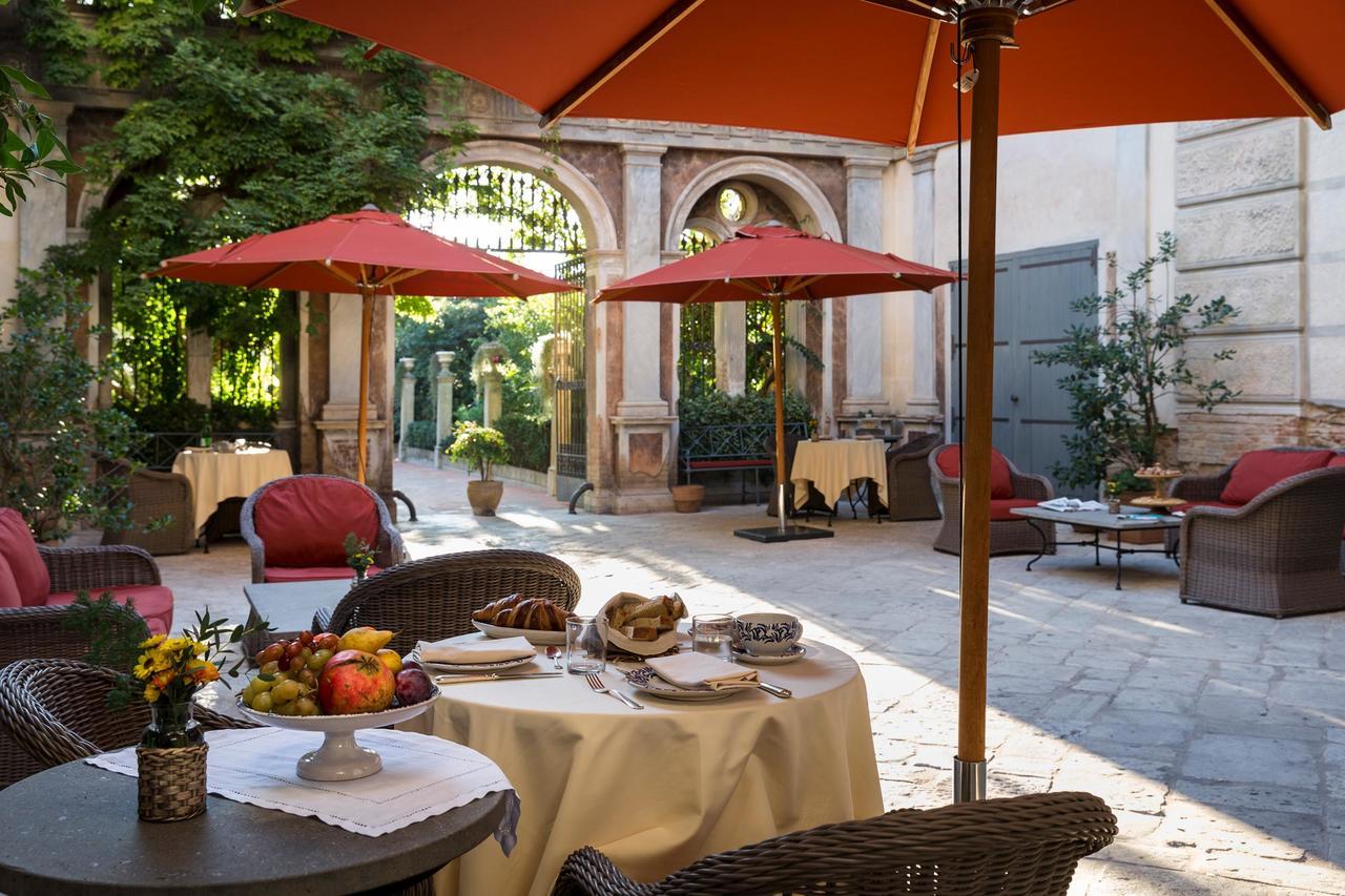 Palazzo Margherita Bernalda Extérieur photo